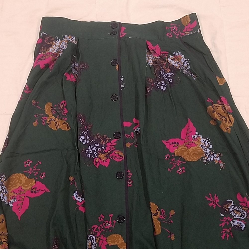 Modcloth midi skirt, floral, nwt